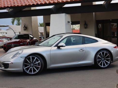 Used 2013 Porsche 911 Carrera 4 AWD/4WD image 5