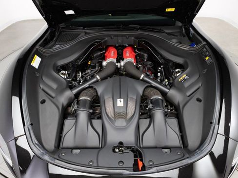 Certified 2021 Ferrari Roma image 85