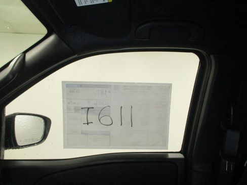 New 2025 Nissan Frontier PRO-4X w/ Pro Premium Package image 26