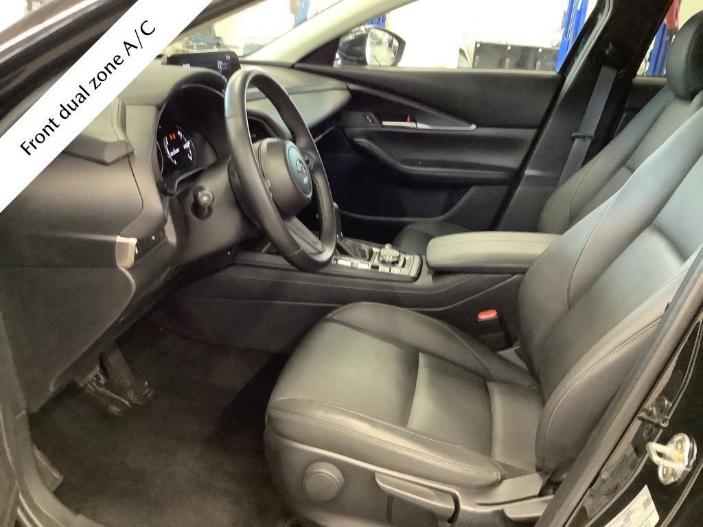 Certified 2023 MAZDA CX-30 AWD 2.5 S w/ Select Package image 11