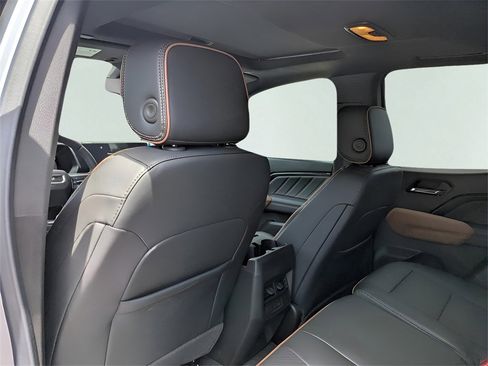 New 2026 GMC Canyon AT4 w/ Technology Plus Package image 14