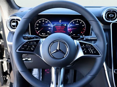 Certified 2026 Mercedes-Benz GLC 300 4MATIC image 31