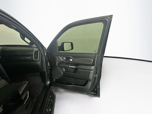 Used 2023 RAM 1500 Laramie AWD/4WD image 31