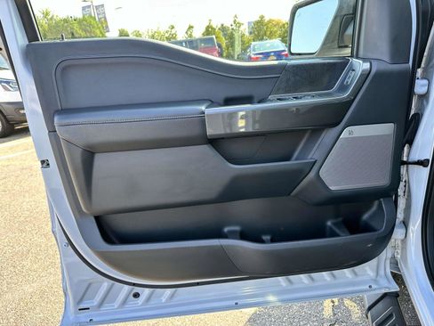 Used 2022 Ford F150 XLT w/ Equipment Group 302A High image 9