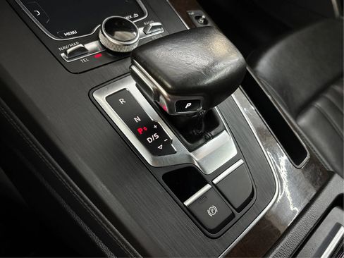 Used 2019 Audi Q5 2.0T Premium Plus w/ Premium Plus Package AWD/4WD image 43