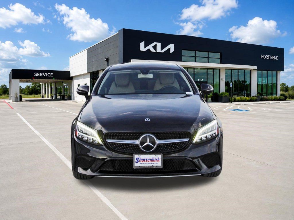 Used 2019 Mercedes-Benz C 300 Coupe image 2