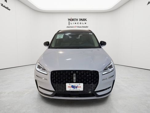 New 2026 Lincoln Corsair Reserve w/ Jet Appearance Package AWD/4WD image 32