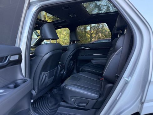Used 2024 Hyundai Palisade Calligraphy image 26