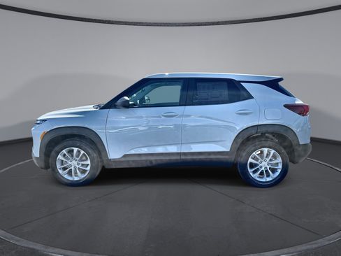 New 2026 Chevrolet TrailBlazer LS w/ LS Convenience Package FWD image 5
