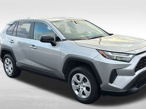 Used 2024 Toyota RAV4 LE image 28