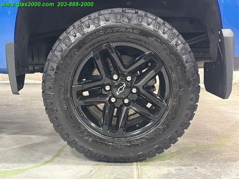 Used 2023 Chevrolet Silverado 1500 Custom Trail Boss AWD/4WD image 15