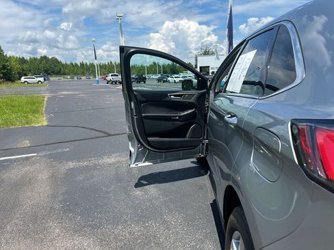 Certified 2024 Ford Edge SEL AWD/4WD image 18