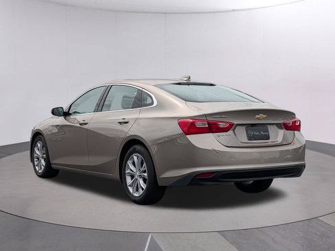 Used 2023 Chevrolet Malibu LT FWD image 3