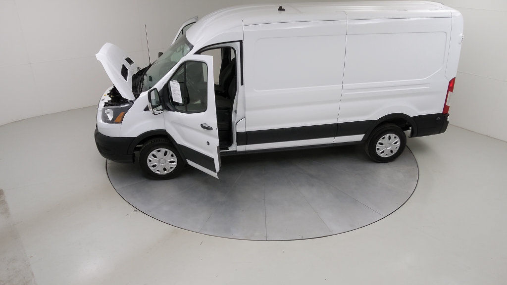 Used 2025 Ford Transit 250 148 Medium Roof RWD image 46