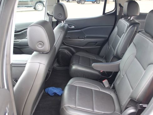 Used 2021 GMC Acadia SLT w/ Trailering Package AWD/4WD image 7