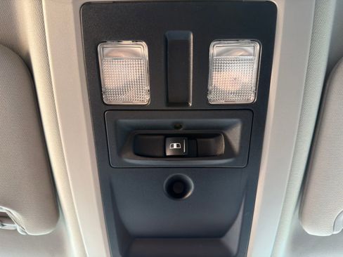 Used 2013 RAM 2500 SLT w/ Protection Group image 28