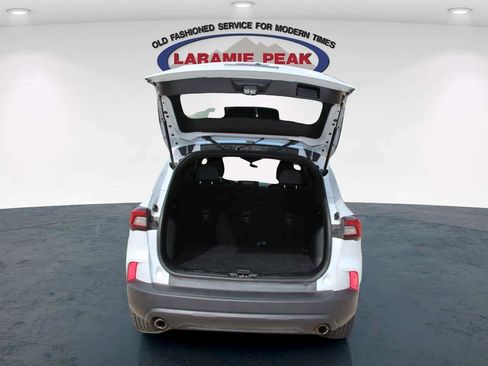 Used 2025 Ford Escape ST-Line image 9