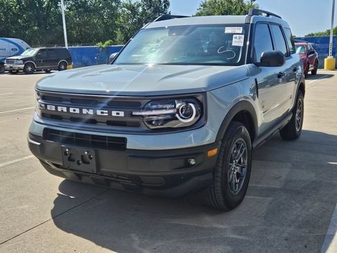 Used 2023 Ford Bronco Sport Big Bend w/ Convenience Package AWD/4WD image 2