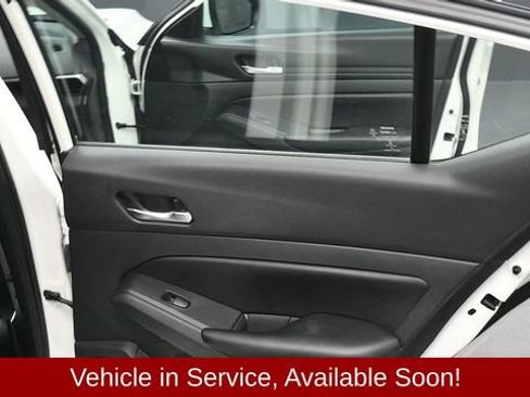 Used 2021 Nissan Altima 2.5 S FWD image 16