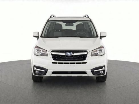 Used 2017 Subaru Forester 2.5i Limited AWD/4WD image 5