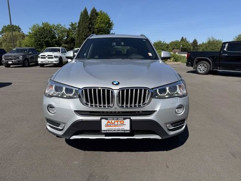 Used 2017 BMW X3 xDrive28i AWD/4WD image 3