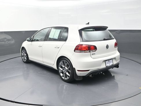 Used 2013 Volkswagen Golf 4-Door FWD image 8