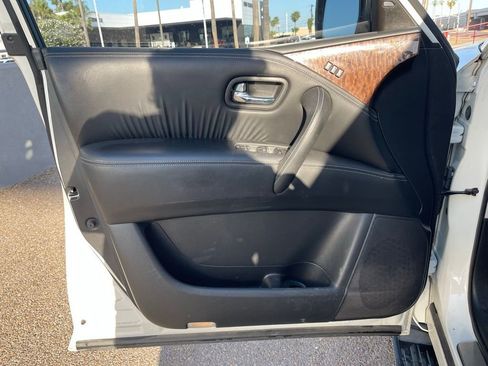 Used 2020 Nissan Armada SL w/ Premium Package image 13