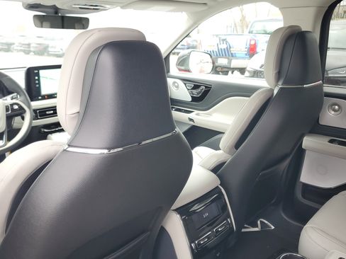 New 2026 Lincoln Aviator Reserve image 24