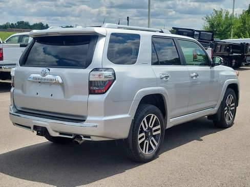 Used 2021 Toyota 4Runner Limited AWD/4WD image 5