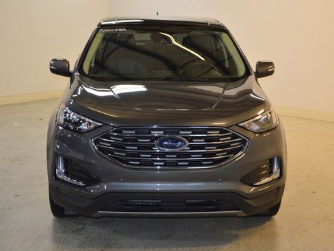 Used 2022 Ford Edge Titanium image 8