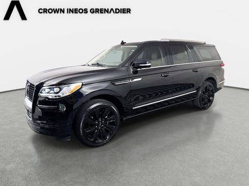 Used 2024 Lincoln Navigator L Reserve AWD/4WD image 1