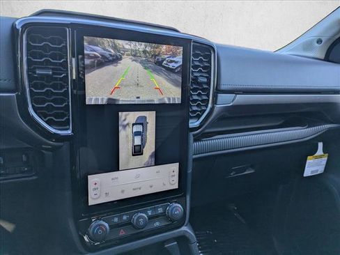 New 2025 Ford Ranger Lariat w/ FX4 Off-Road Package image 14