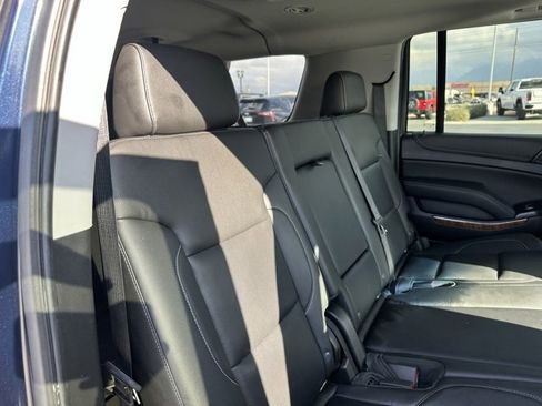 Certified 2020 Chevrolet Suburban Premier w/ Premier 6.2L Value Package image 19