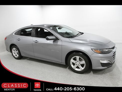 Used 2024 Chevrolet Malibu LT image 1