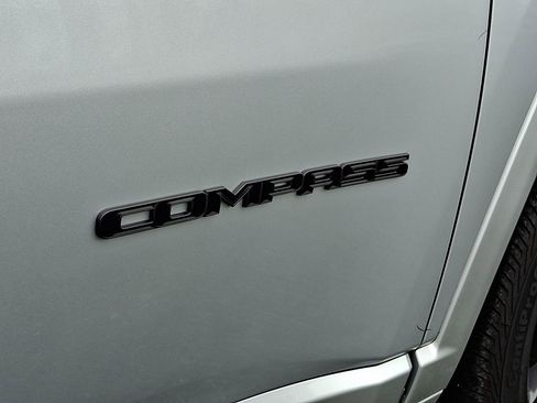 New 2025 Jeep Compass Limited w/ High Altitude Package image 12