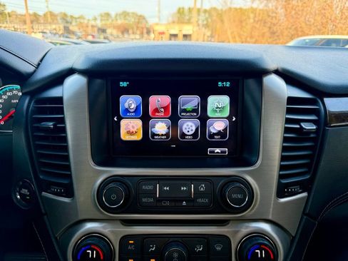 Used 2017 GMC Yukon XL Denali w/ Open Road Package image 17