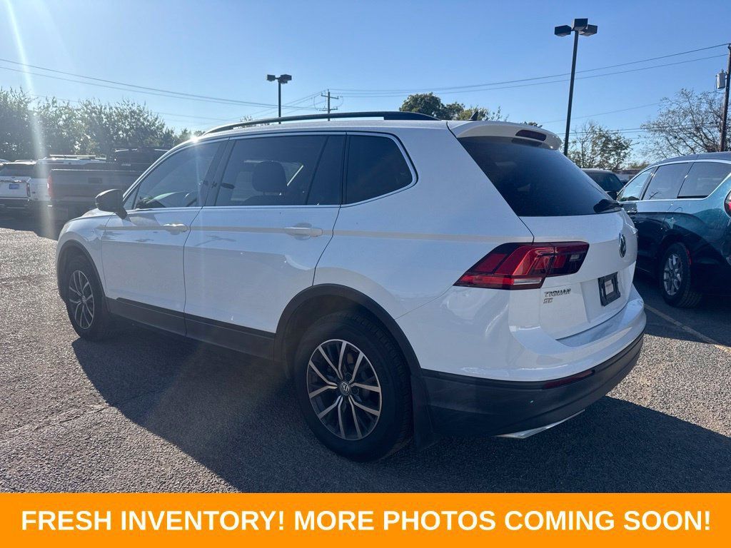 Used 2019 Volkswagen Tiguan SE w/ Panoramic Sunroof Package AWD/4WD image 4