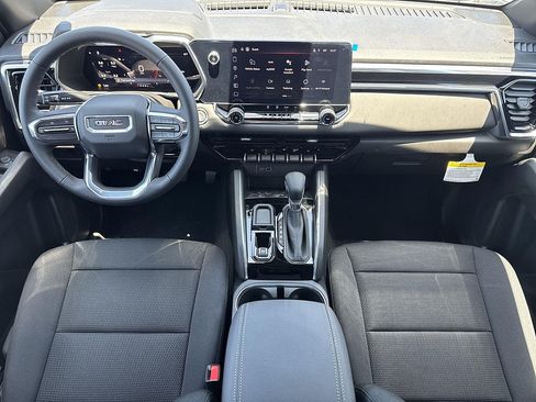 New 2026 GMC Canyon Elevation w/ LPO, Black Badging Package RWD image 7