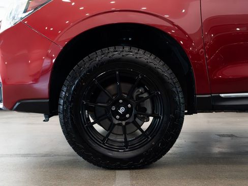 Used 2018 Subaru Forester 2.0XT Touring AWD/4WD image 7