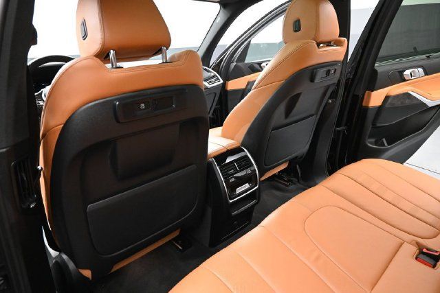 Used 2022 BMW X5 xDrive45e w/ Executive Package AWD/4WD image 21