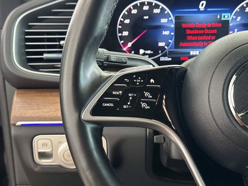 Certified 2025 Mercedes-Benz GLE 450 4MATIC image 21