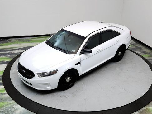 Used 2017 Ford Taurus Police Interceptor AWD image 30