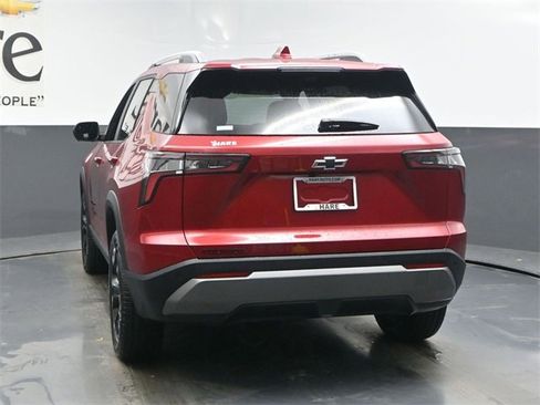 New 2026 Chevrolet Equinox LT w/ Convenience Package II image 13