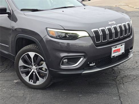 Used 2022 Jeep Cherokee Limited w/ Elite Package image 2