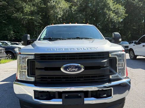 Used 2019 Ford F350 XL w/ Power Equipment Group AWD/4WD image 8