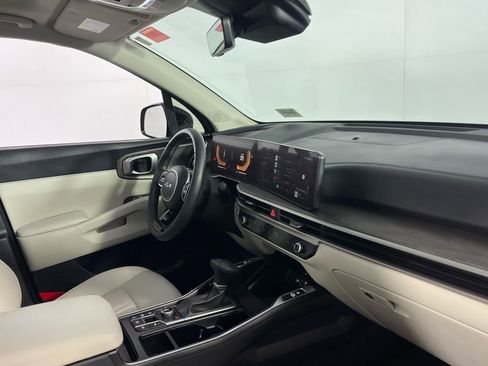 Used 2025 Kia Sorento X-Line EX image 37