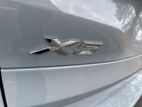 Used 2024 BMW X5 xDrive40i w/ M Sport Package image 16