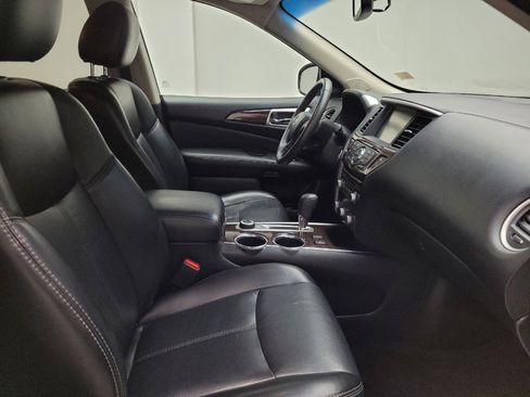 Used 2016 Nissan Pathfinder SL w/ SL Premium Package AWD/4WD image 21