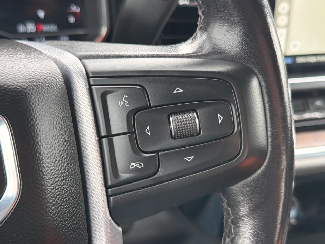 Used 2022 GMC Sierra 1500 SLT AWD/4WD image 39
