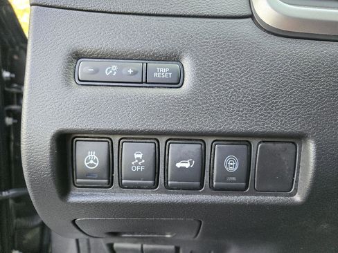 Used 2020 Nissan Murano SL w/ Moonroof Package AWD/4WD image 16